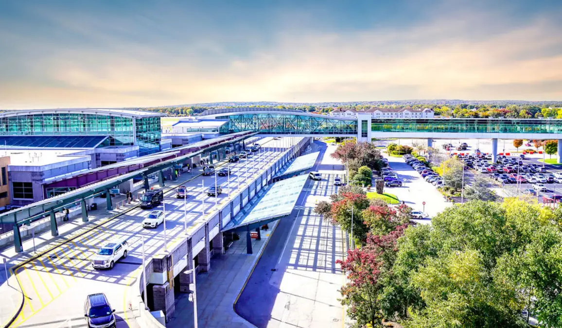 Black car service to tf green airport​